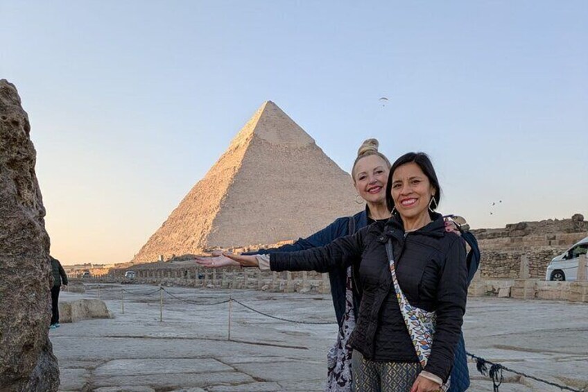 Private Giza Pyramids,Sphinx,camel,lunch & inside the 3rd Pyramid