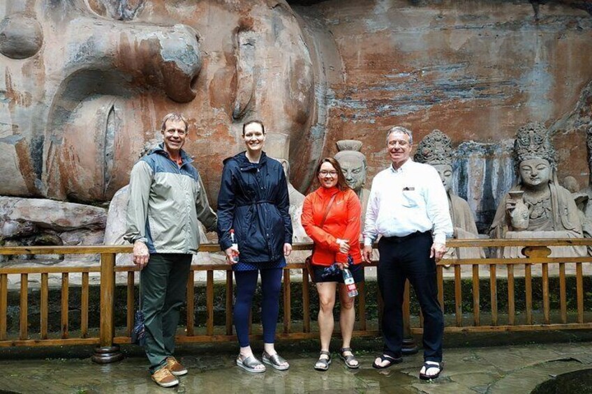 250 USD Per Group Dazu Rock Carvings+Ciqikou Old Town Private Tour
