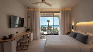 Poolside, Swim-Up Suite | View from room