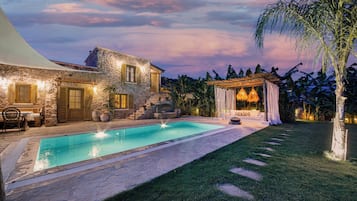 Villa Calla | Premium bedding, down comforters, in-room safe, individually decorated