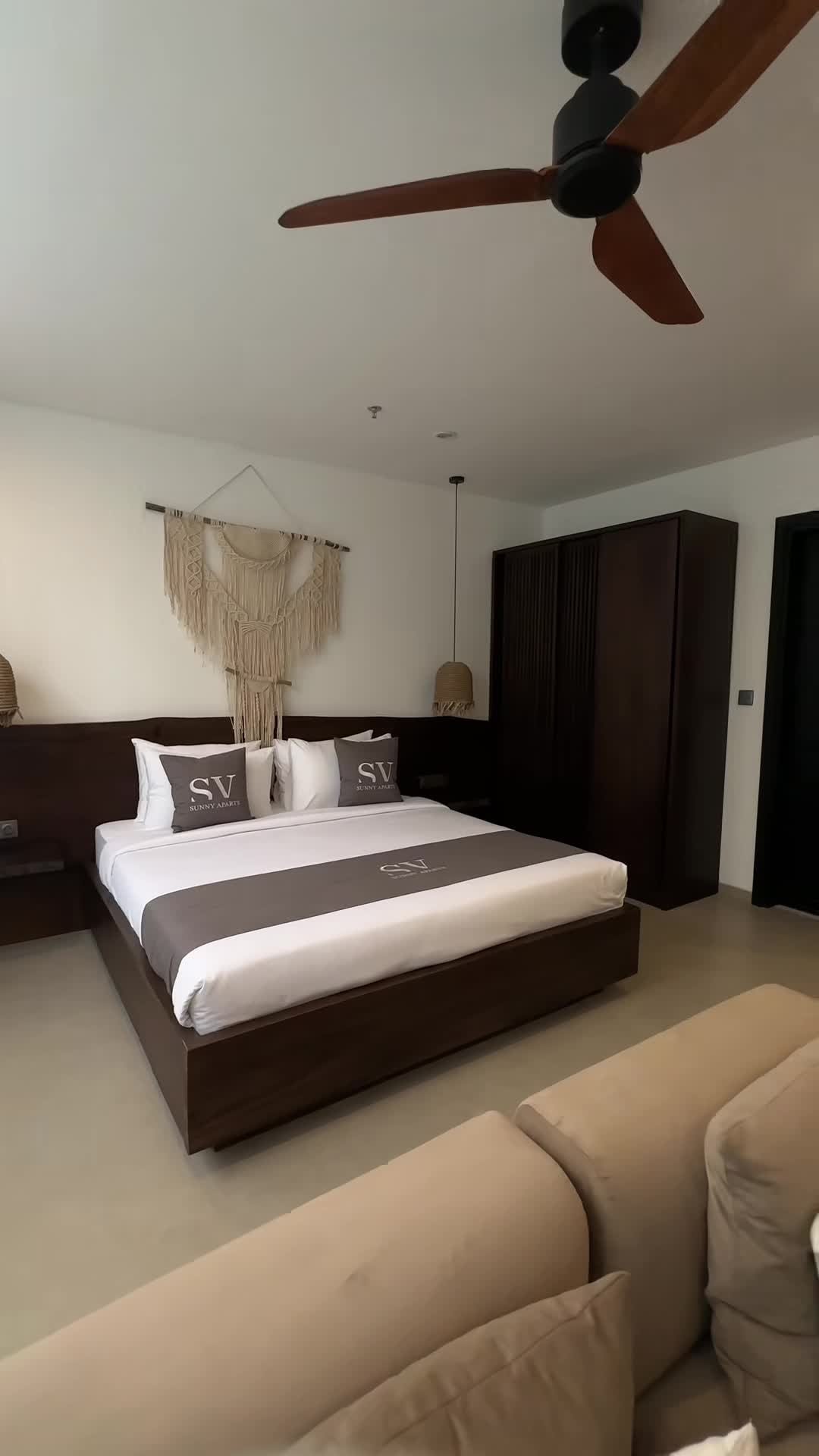 Video properti