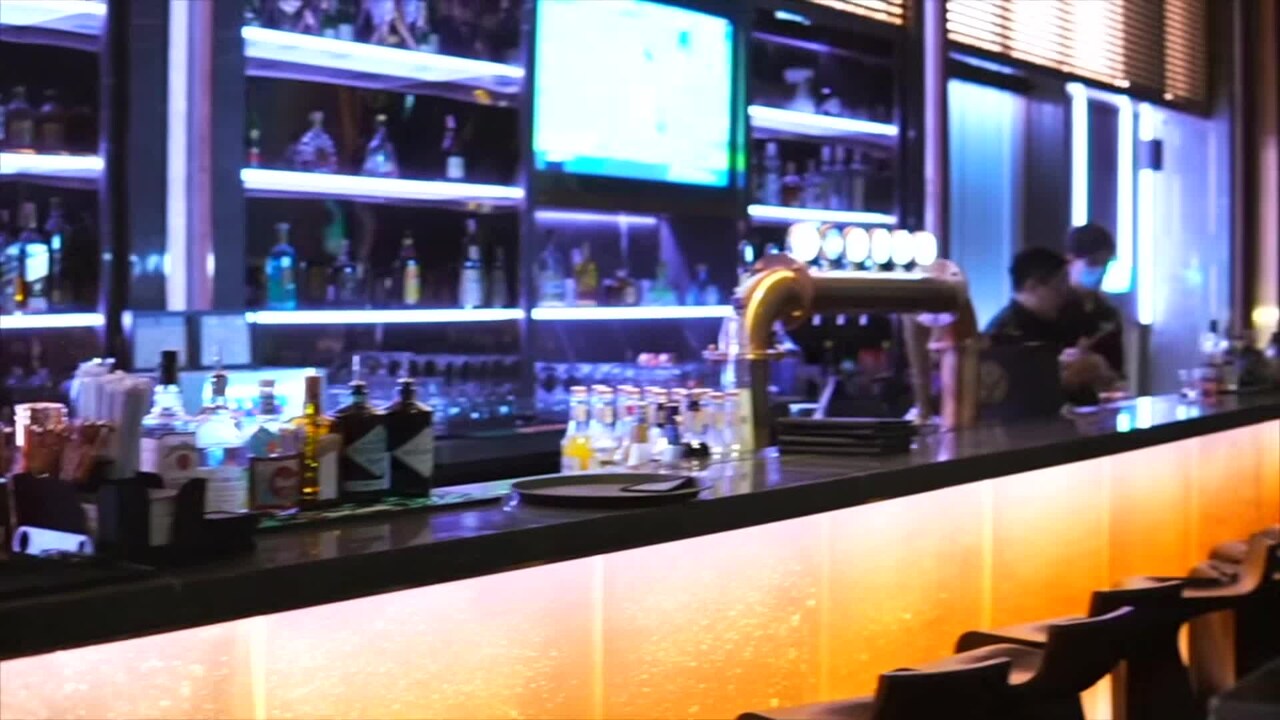 宿泊施設による動画