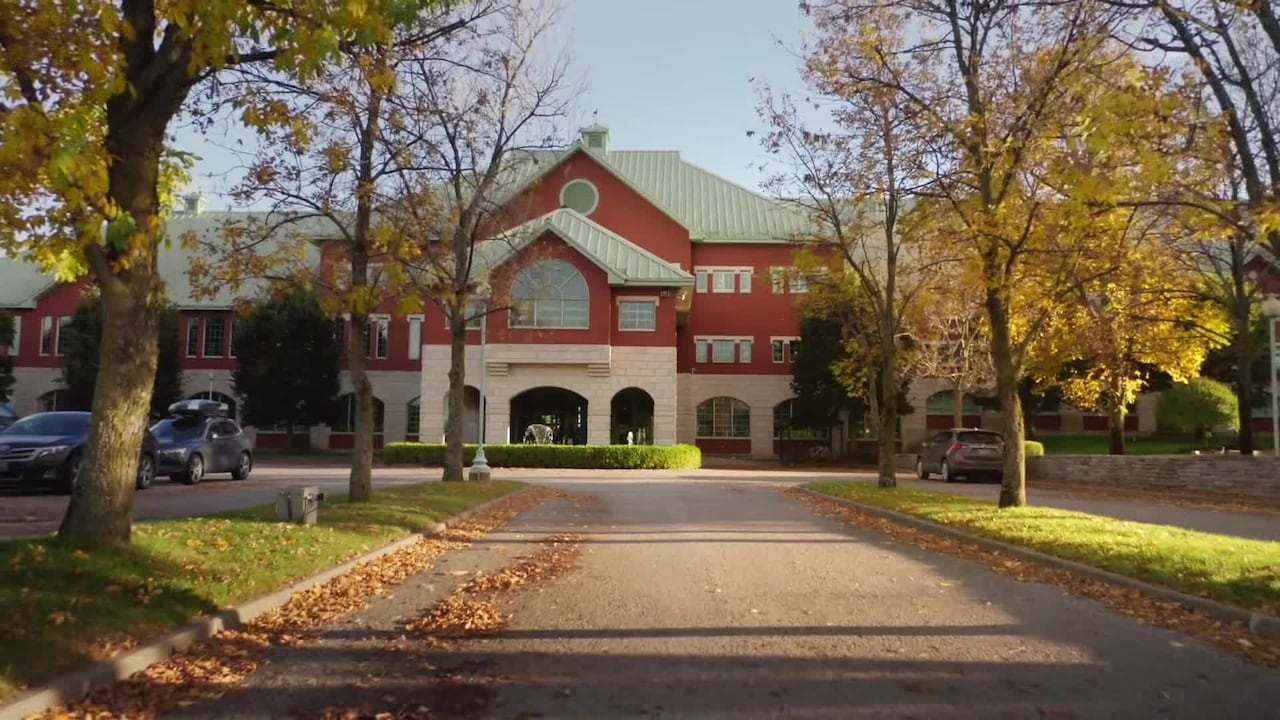 فيديو المنشأة الفندقية