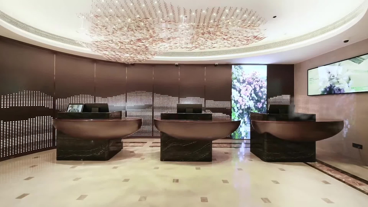 宿泊施設による動画