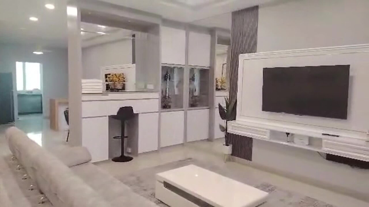 宿泊施設による動画