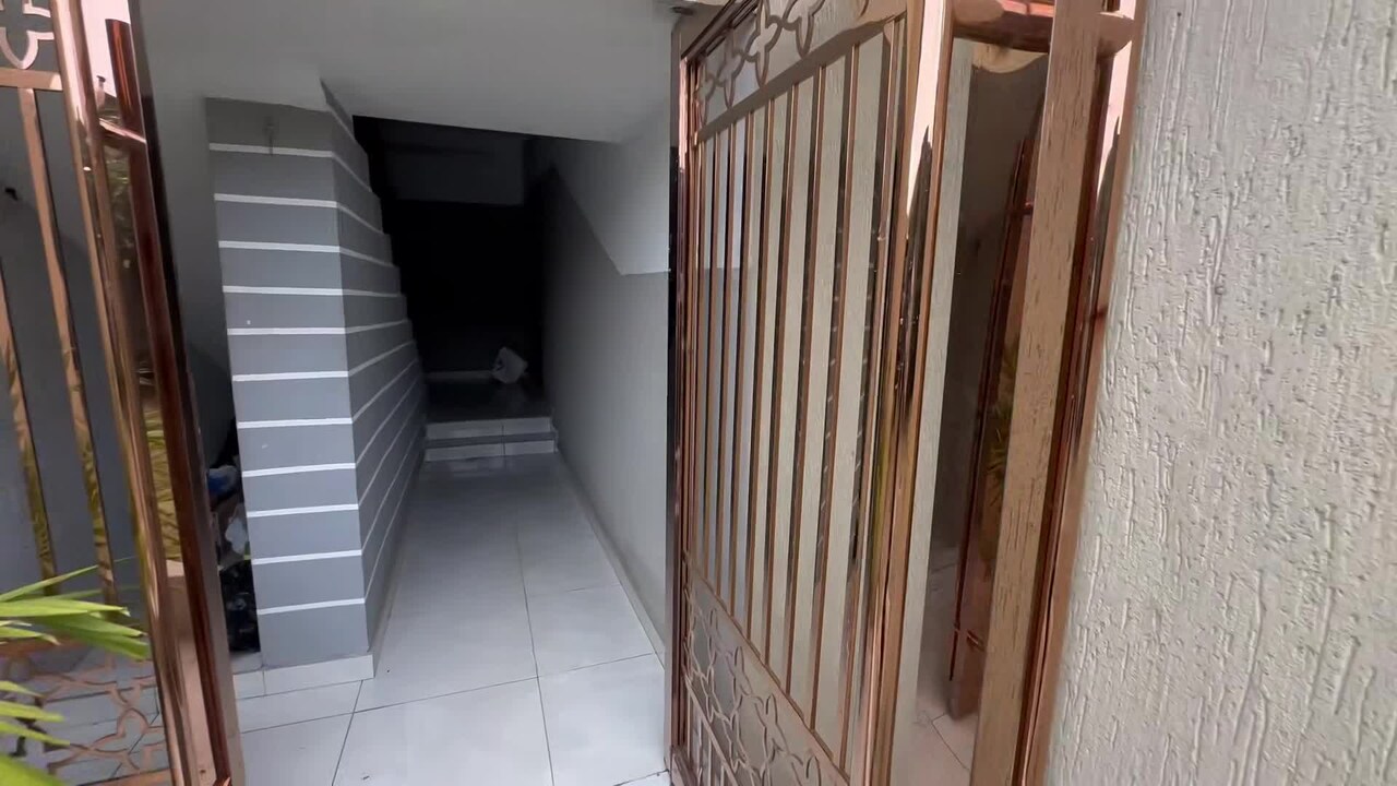 宿泊施設による動画