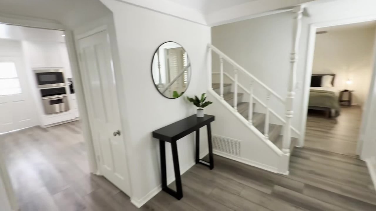 宿泊施設による動画