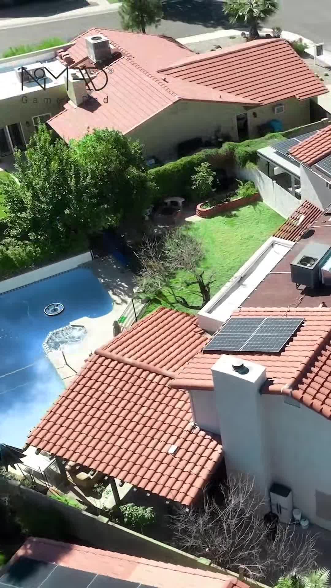 宿泊施設による動画