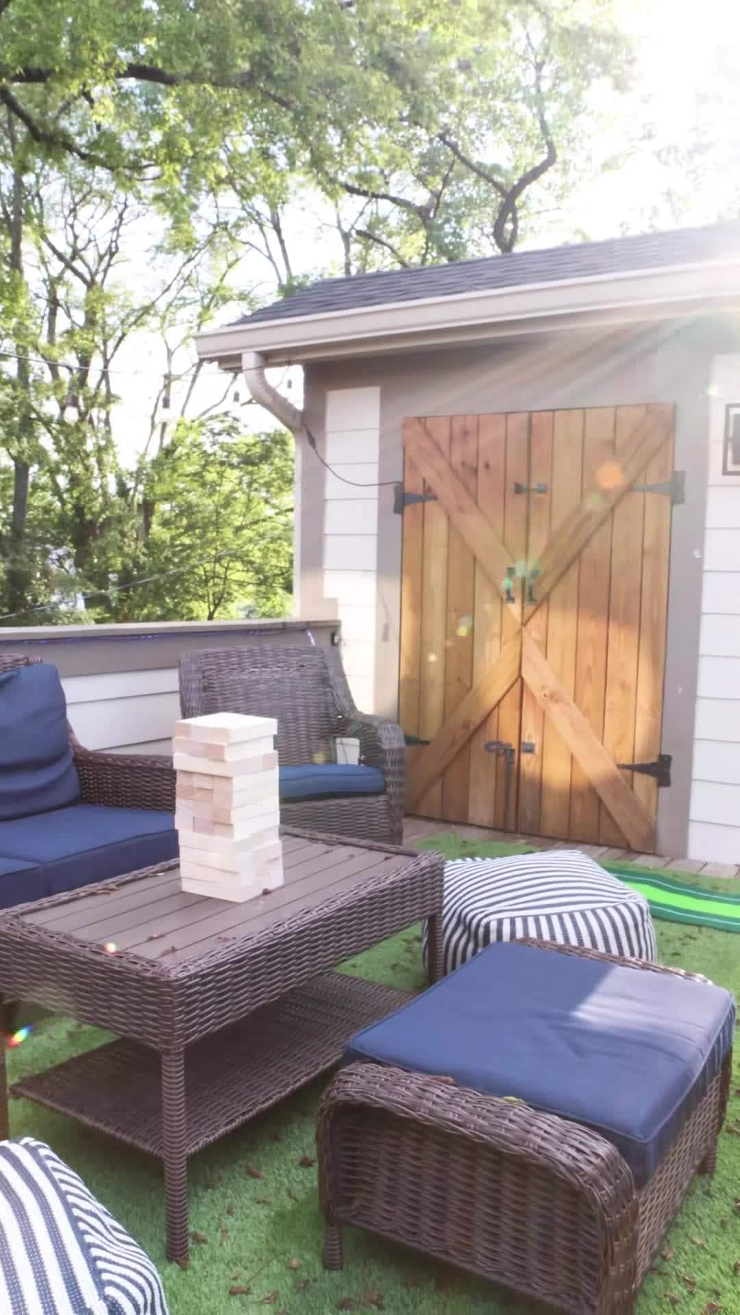 宿泊施設による動画