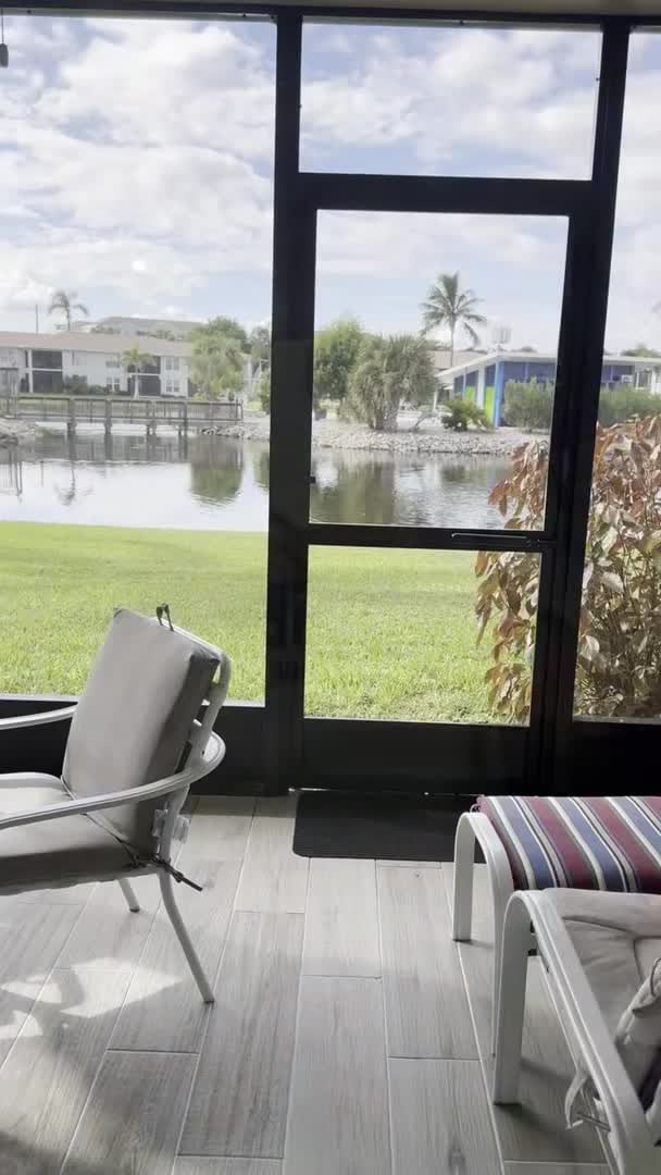 宿泊施設による動画