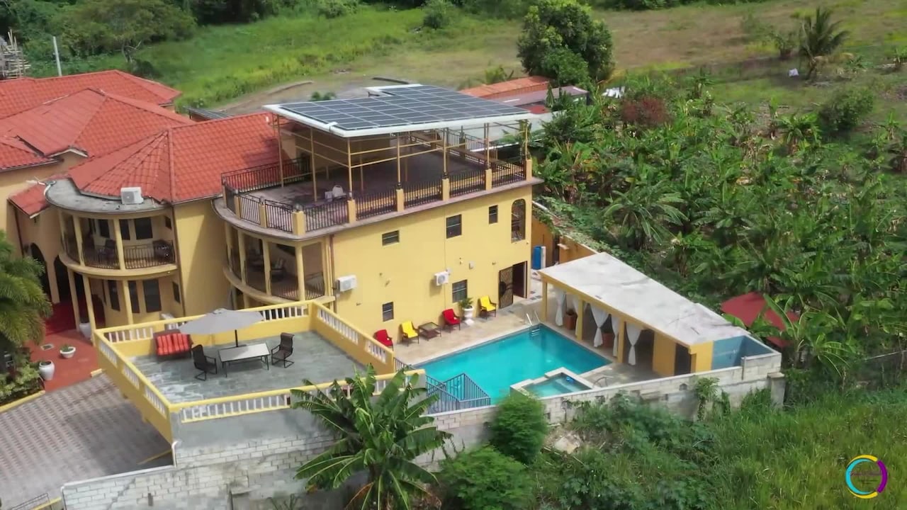 Video realizado por la propiedad
