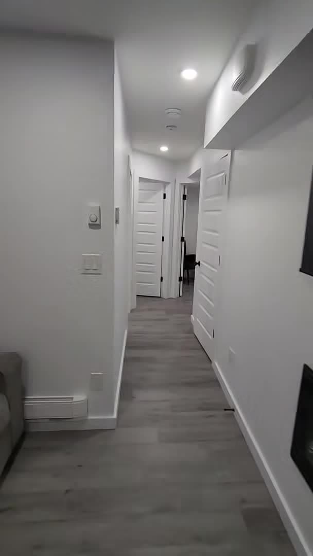 宿泊施設による動画