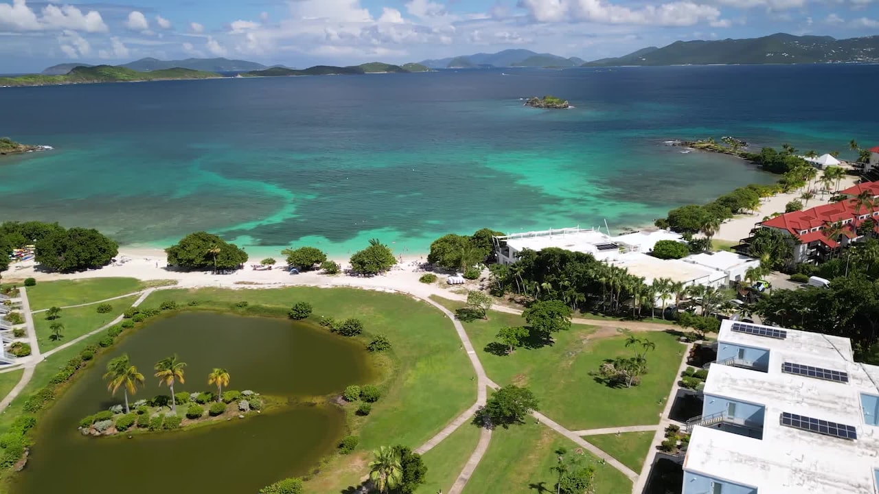 宿泊施設による動画