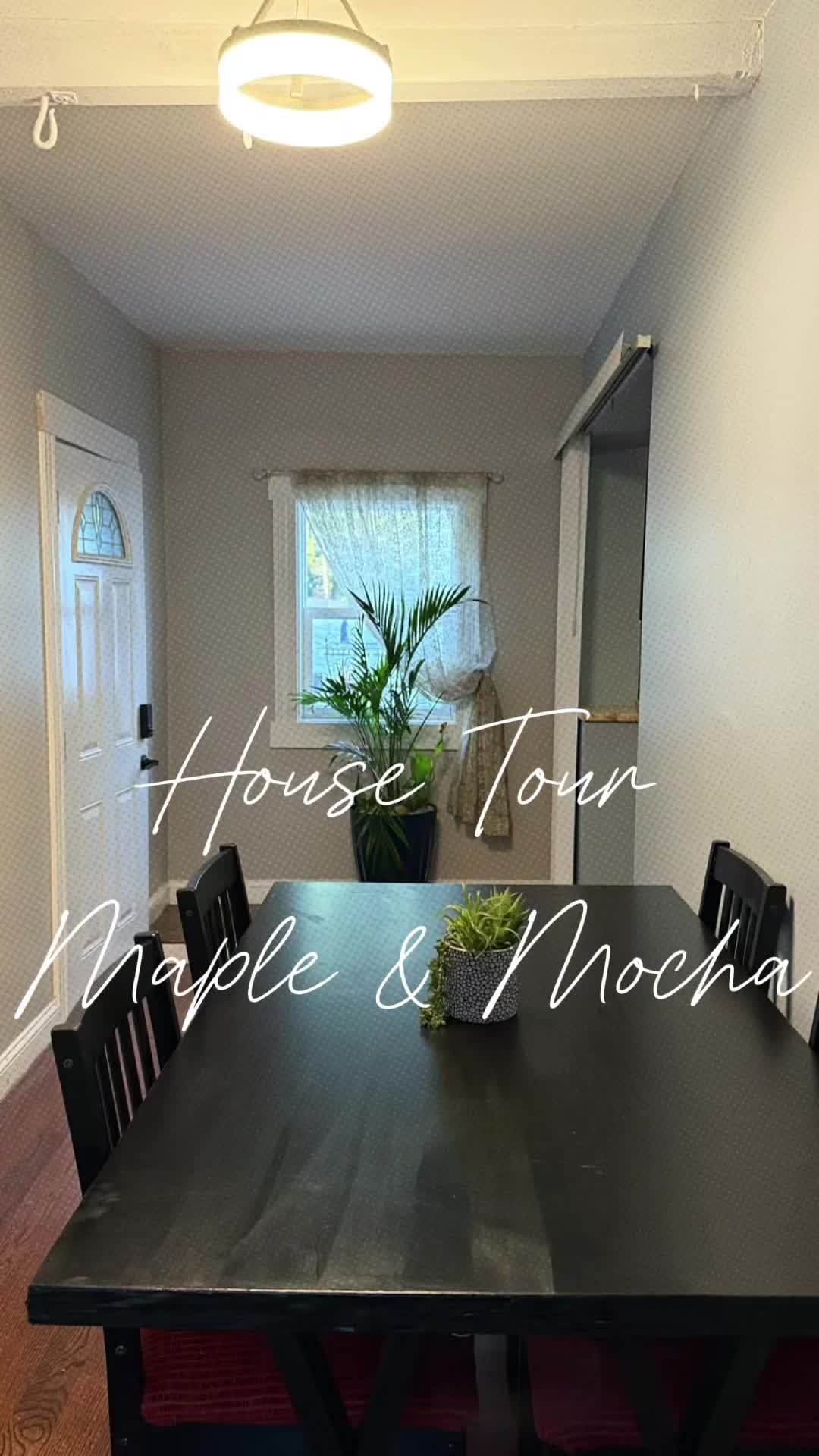 宿泊施設による動画