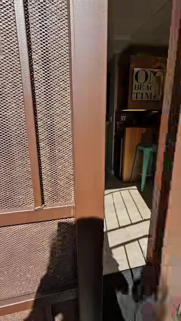 宿泊施設による動画