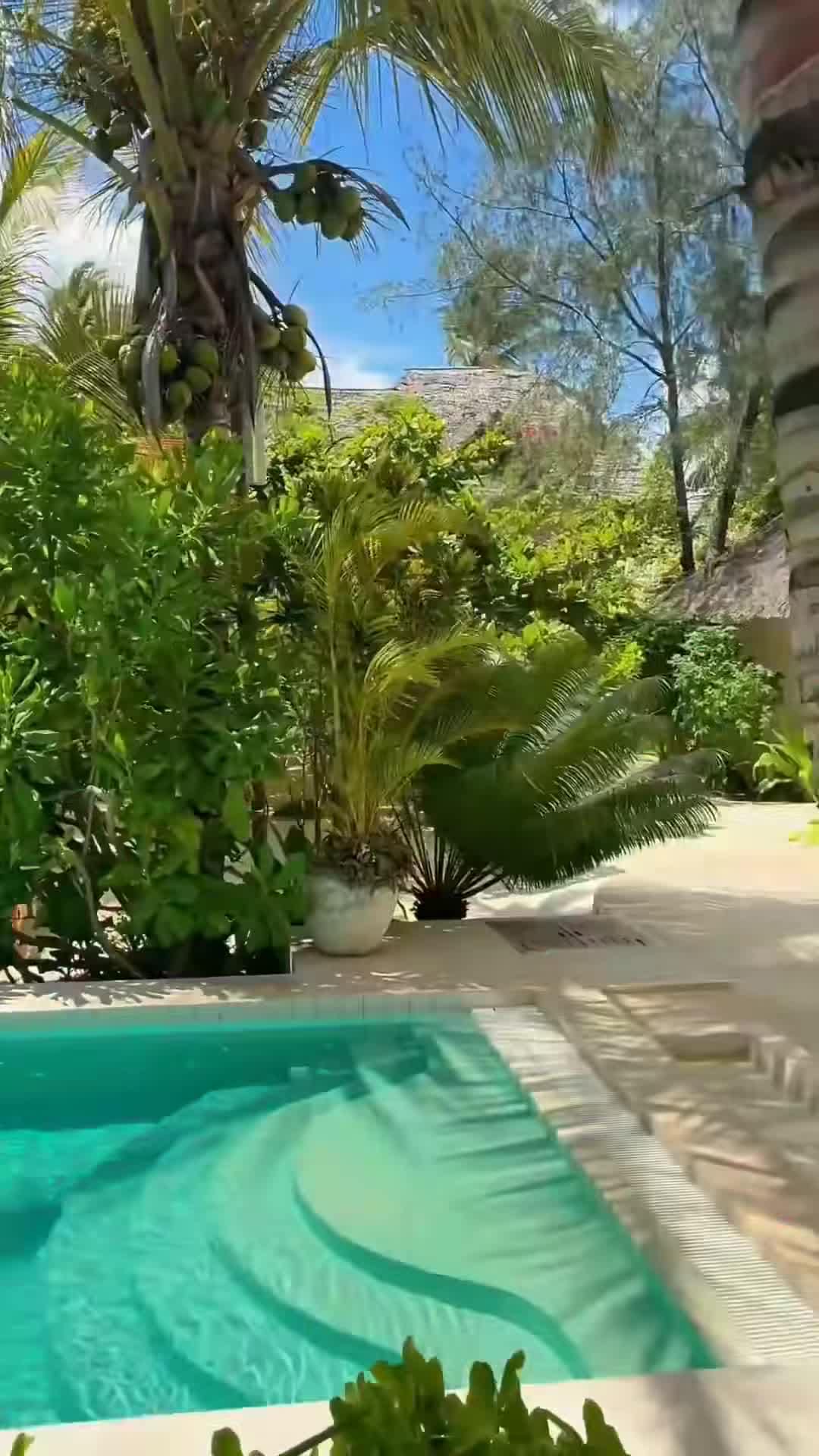 旅遊達人影片 - 提交者：Kaysjourneys