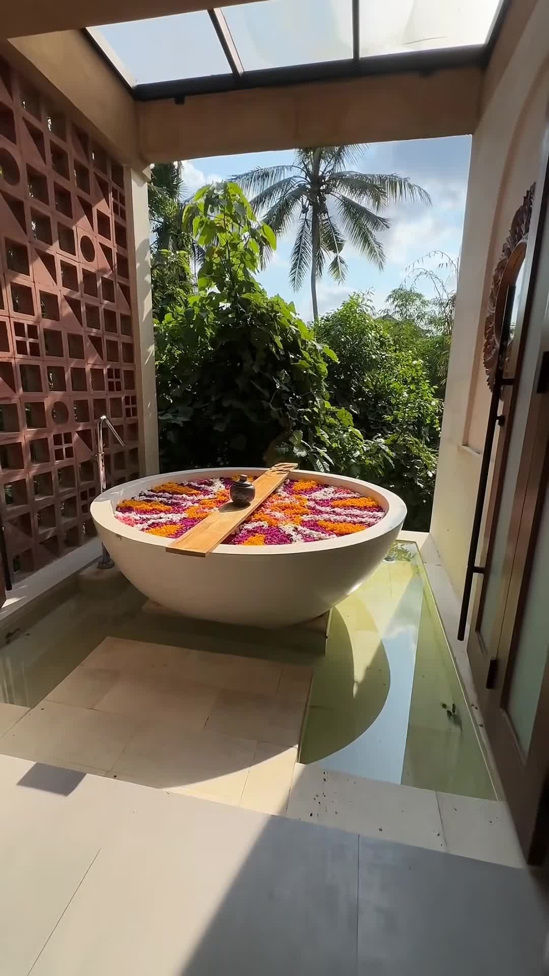 Creator video