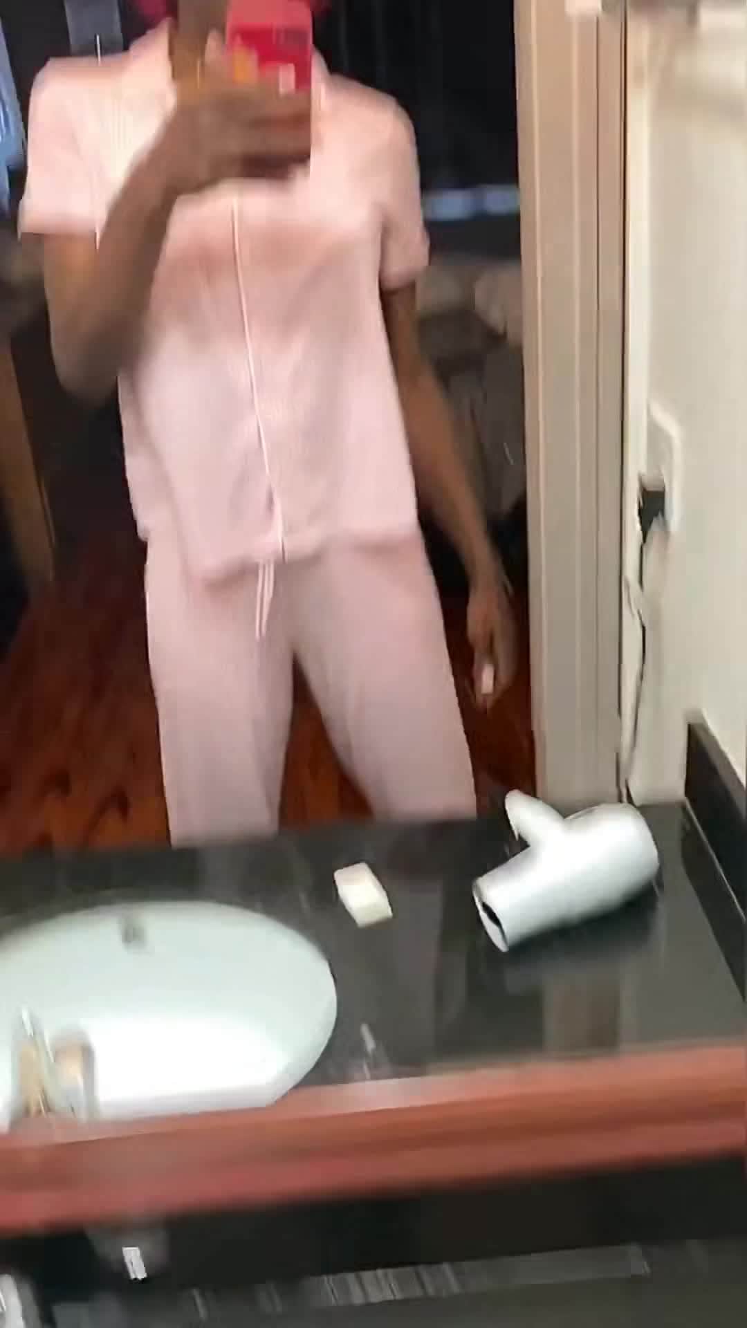 創作者影片 - 由 Margi The Tease 提交