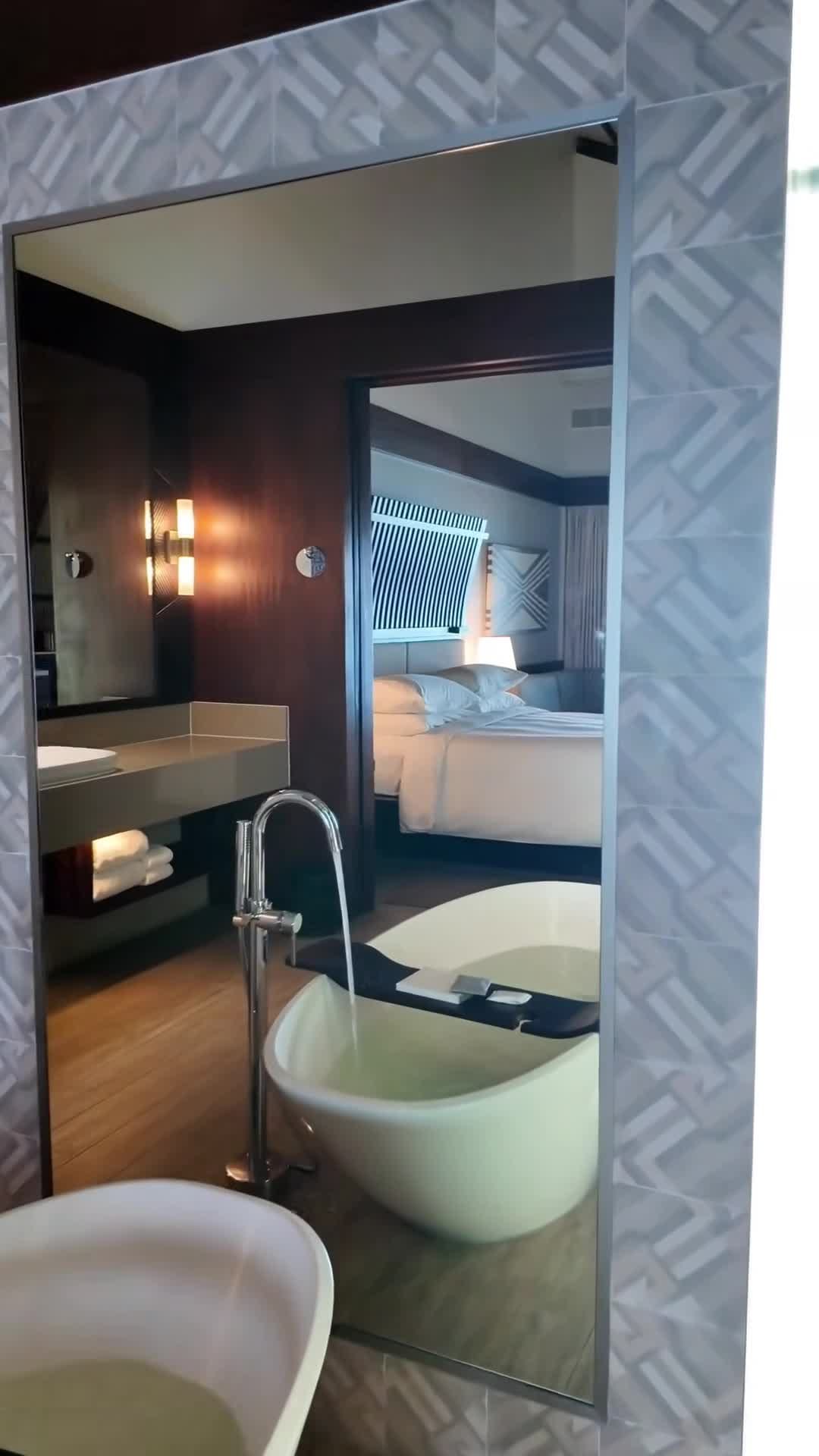 创作者视频 - 由Luxury Travel Babe 提交