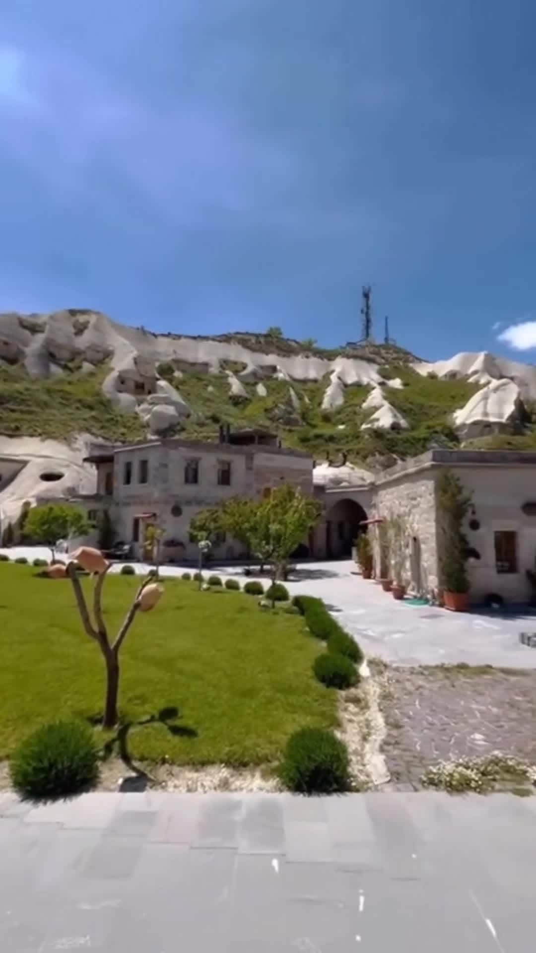 Vídeo hecho por un creador, enviado por Oktay Kaya