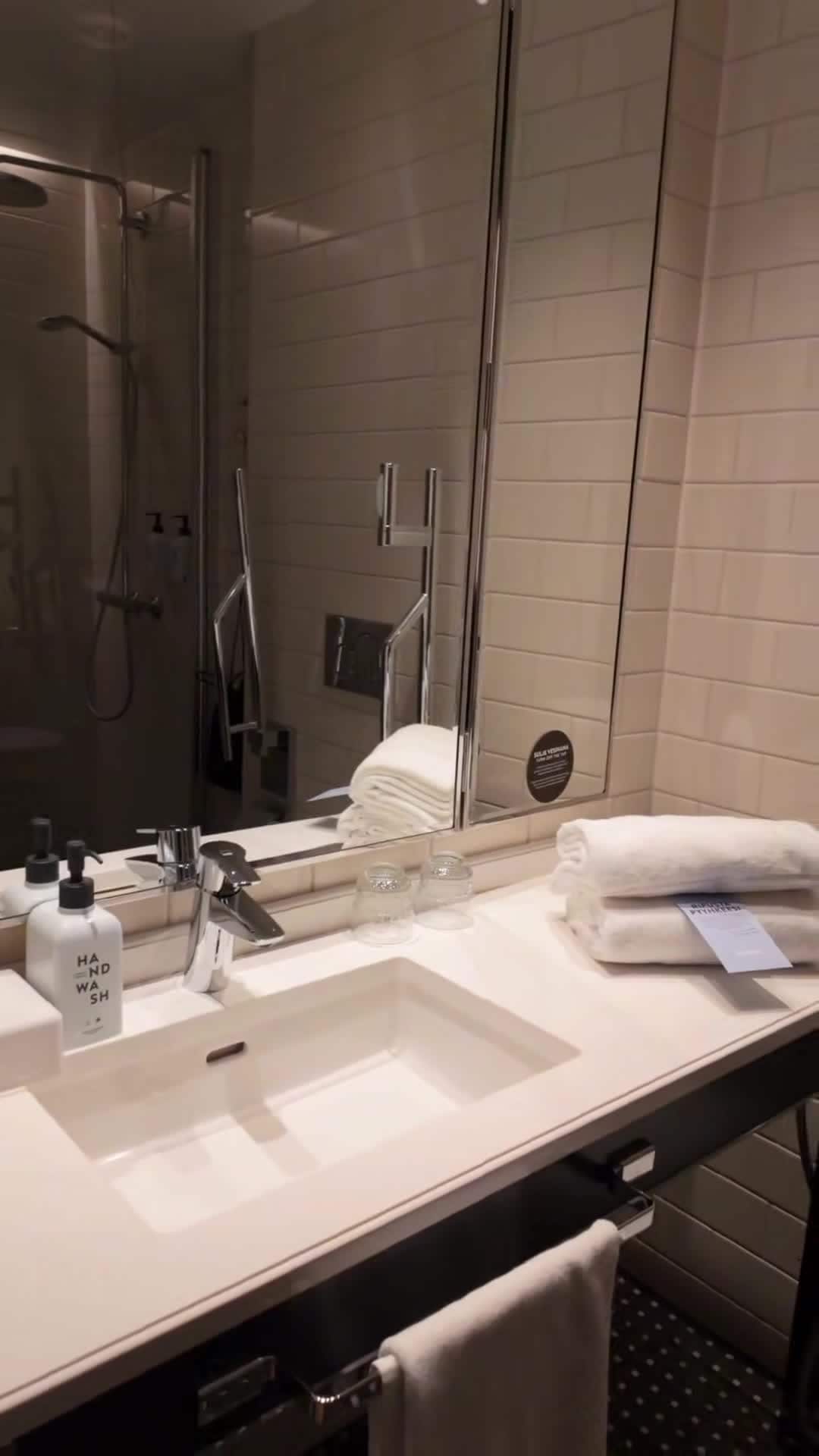 Vídeo fet per un creador: enviat per In My City and Abroad