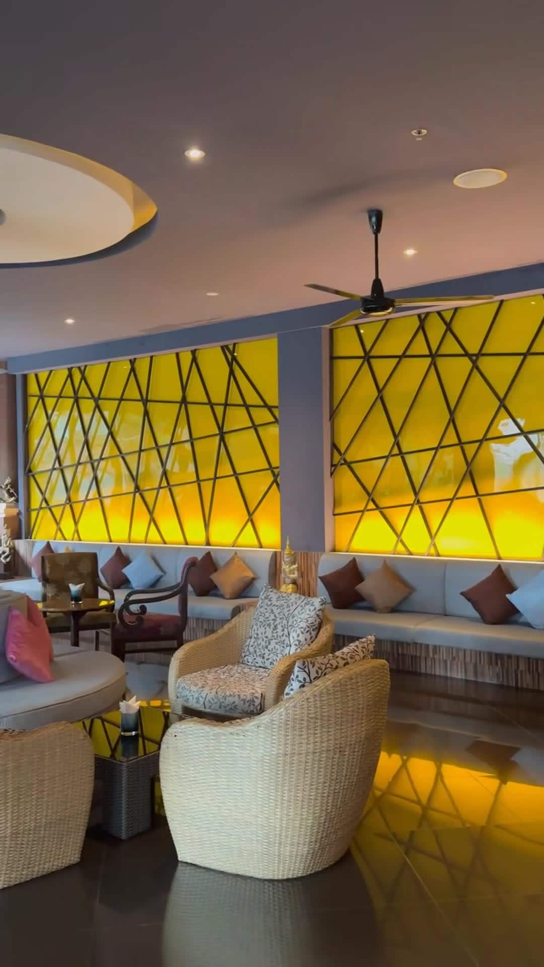 크리에이터 동영상