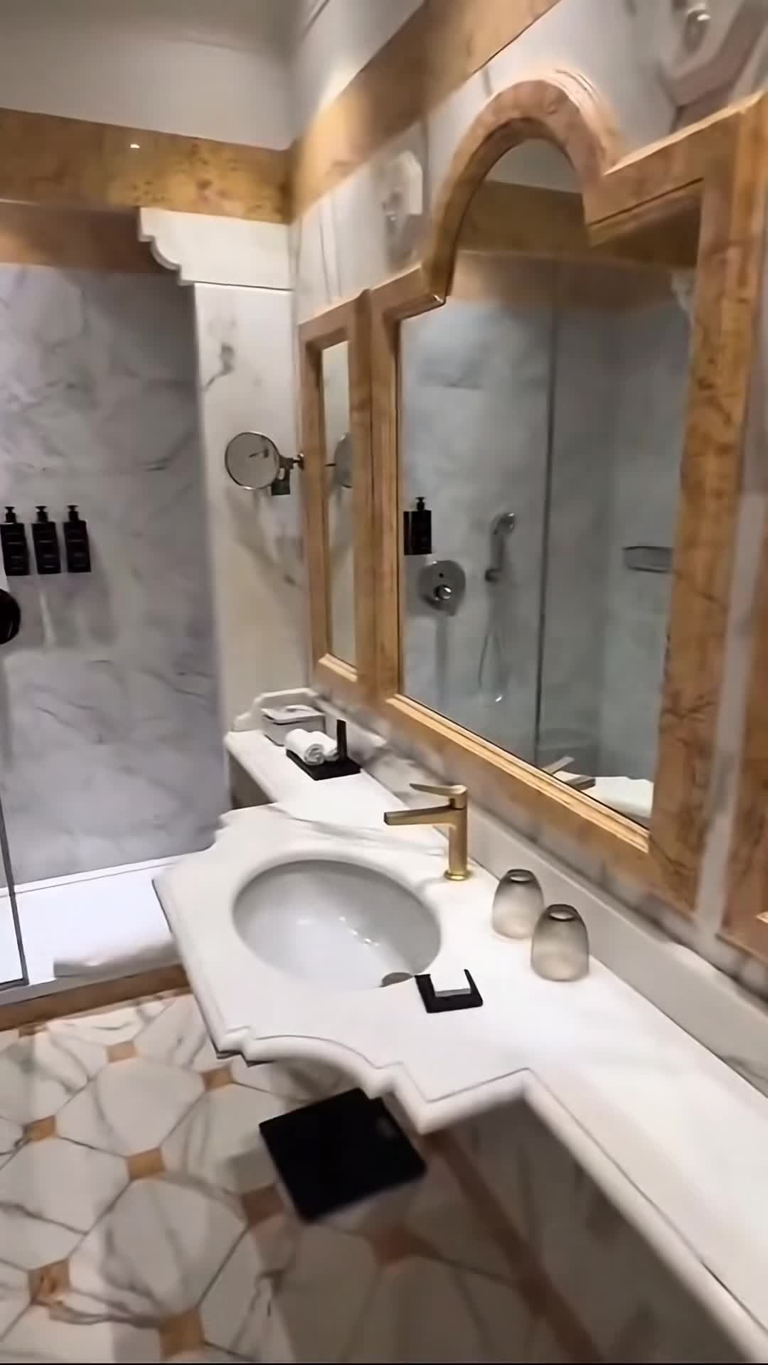 Tartalomkészítő videója