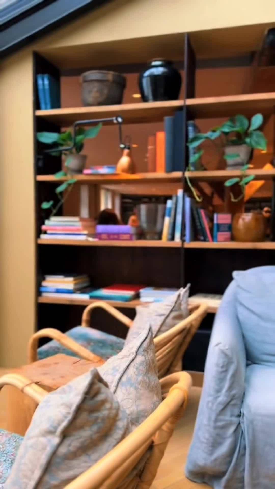 Vidéo du créateur soumise par Camelia Bonteanu